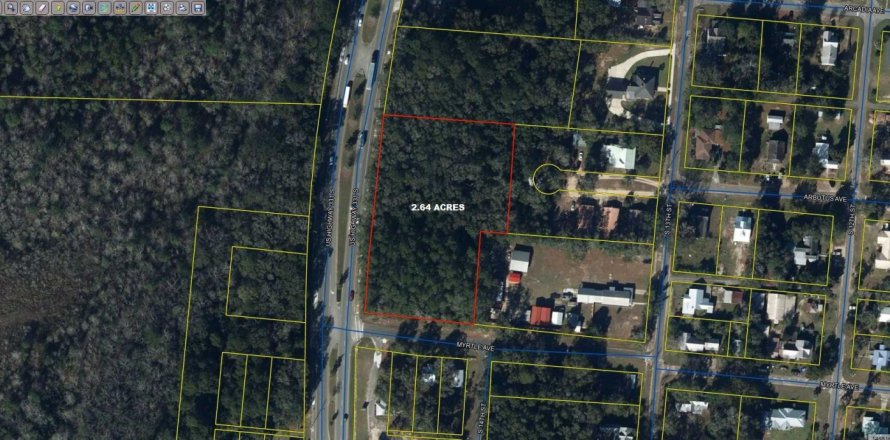 Commercial property in De Funiak Springs, Florida № 560721