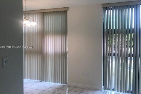 Condominio en venta en Miami, Florida, 1 dormitorio, 65.77 m2 № 1409014 - foto 15