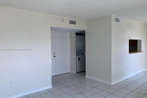Condominio en venta en Miami, Florida, 1 dormitorio, 65.77 m2 № 1409014 - foto 10