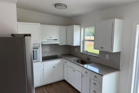 Купить виллу или дом в Брейдентон, Флорида 5 комнат, 75.81м2, № 1837380 - фото 7