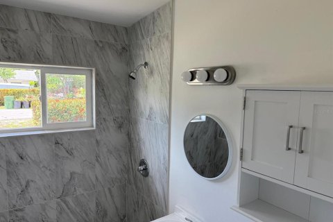 Купить виллу или дом в Брейдентон, Флорида 5 комнат, 75.81м2, № 1837380 - фото 14