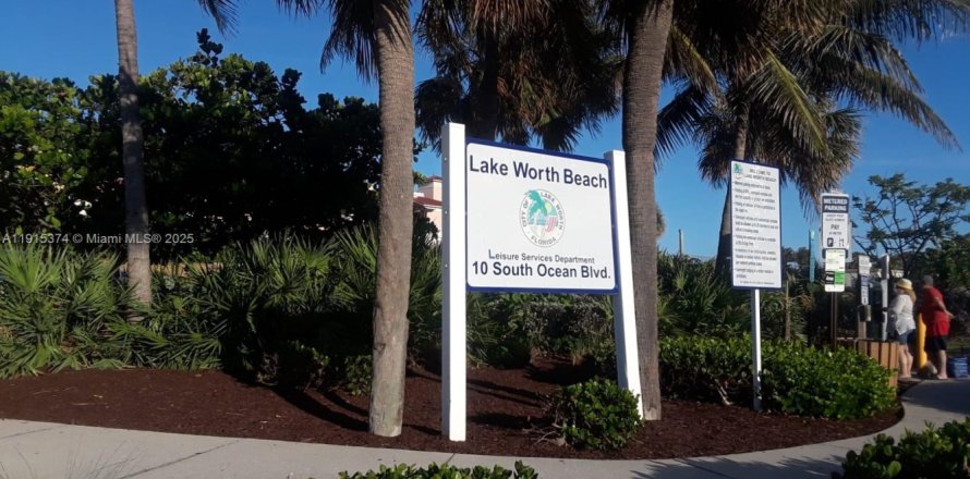 Condominio en South Palm Beach, Florida, 2 dormitorios  № 2016590