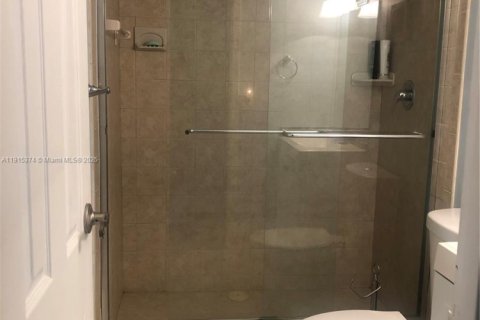 Condominio en alquiler en South Palm Beach, Florida, 2 dormitorios, 96.25 m2 № 2016590 - foto 30