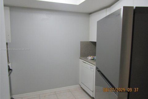 Copropriété à vendre à Miami, Floride: 2 chambres, 84.17 m2 № 1949954 - photo 8