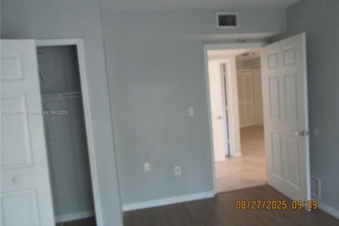 Copropriété à vendre à Miami, Floride: 2 chambres, 84.17 m2 № 1949954 - photo 24