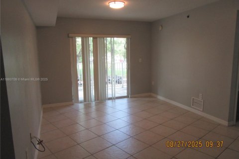 Copropriété à vendre à Miami, Floride: 2 chambres, 84.17 m2 № 1949954 - photo 10