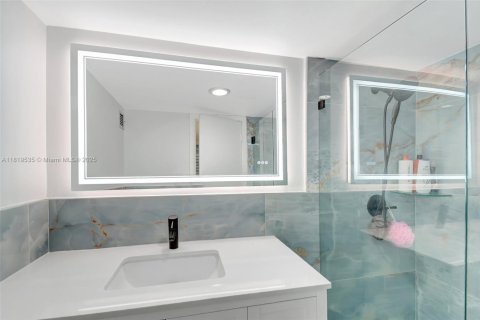 Condominio en venta en Fort Lauderdale, Florida, 2 dormitorios, 106.28 m2 № 1936845 - foto 5