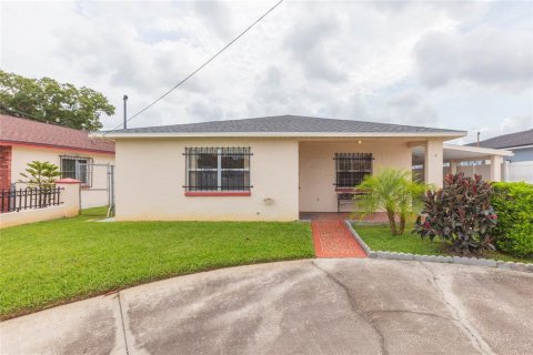 Villa ou maison à Tampa, Floride 3 chambres, 172.33 m2 № 2339619