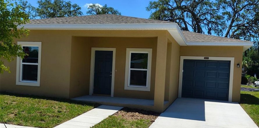 Villa ou maison à Tampa, Floride 3 chambres, 116.22 m2 № 2197249