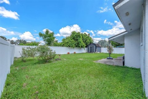 Casa en venta en Brandon, Florida, 3 dormitorios, 102.56 m2 № 1881322 - foto 18
