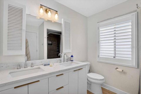 House in Port Charlotte, Florida 2 bedrooms, 103.59 sq.m. № 2221845 - photo 19