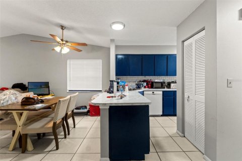 Condo in Spring Hill, Florida, 2 bedrooms  № 1747582 - photo 6