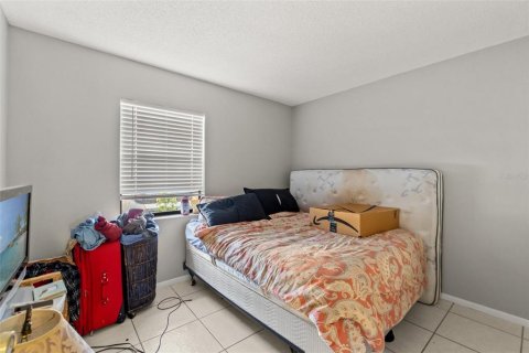 Condo in Spring Hill, Florida, 2 bedrooms  № 1747582 - photo 12