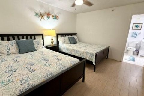 Condo in Daytona Beach Shores, Florida, 2 bedrooms  № 2236218 - photo 30