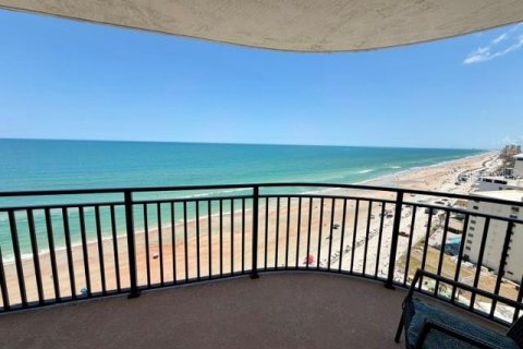 Condo in Daytona Beach Shores, Florida, 2 bedrooms  № 2236218 - photo 4