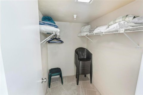 Condo in Daytona Beach Shores, Florida, 2 bedrooms  № 2236218 - photo 29