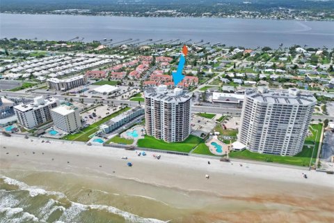 Condo in Daytona Beach Shores, Florida, 2 bedrooms  № 2236218 - photo 2
