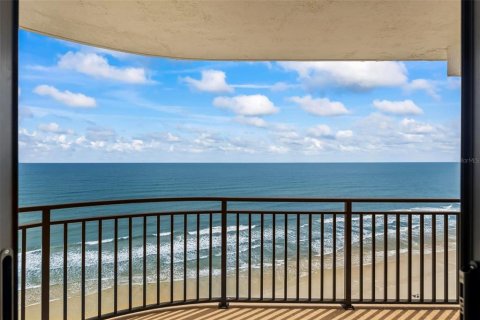 Condo in Daytona Beach Shores, Florida, 2 bedrooms  № 2236218 - photo 25