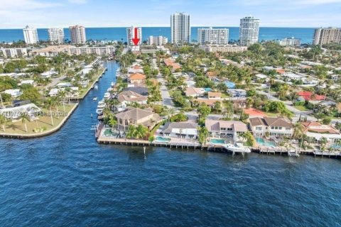 Condo in Lauderdale-by-the-Sea, Florida, 2 bedrooms  № 2169339 - photo 29