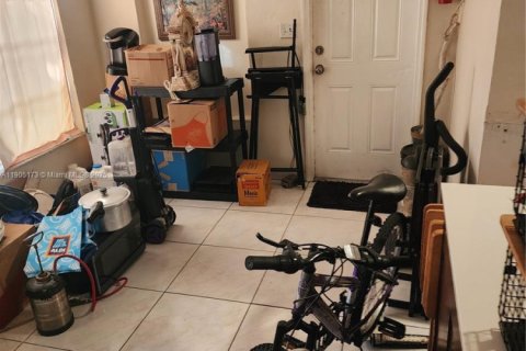 Casa en venta en Miramar, Florida, 4 dormitorios № 1956590 - foto 24