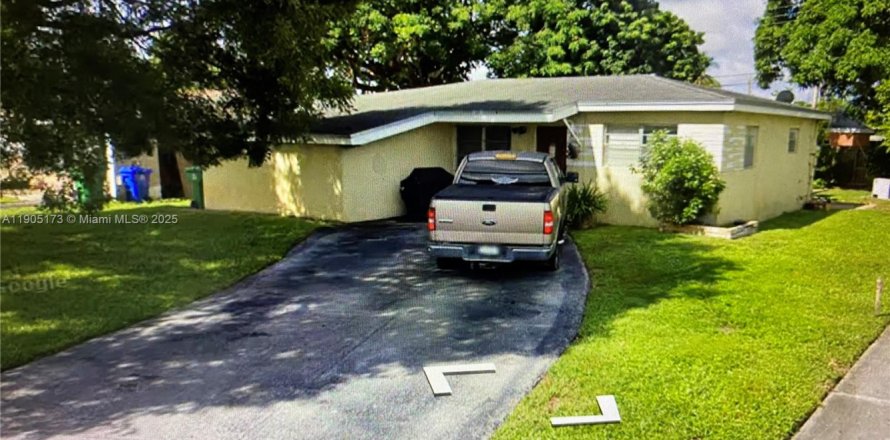 Casa en Miramar, Florida 4 dormitorios № 1956590