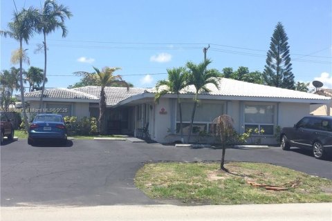 Immobilier commercial à vendre à Fort Lauderdale, Floride: 269.42 m2 № 1947136 - photo 1