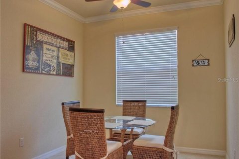 House in Bradenton, Florida 4 bedrooms, 212.47 sq.m. № 1615549 - photo 5