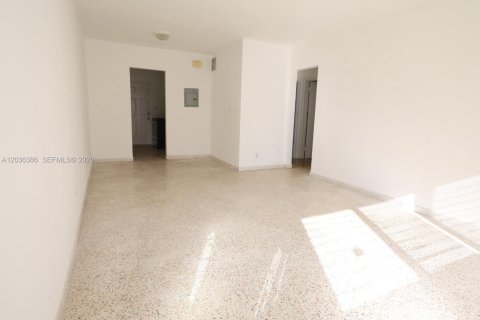 Appartement à louer à Miami Beach, Floride: 1 chambre № 2084295 - photo 3