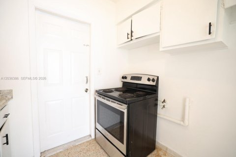 Appartement à louer à Miami Beach, Floride: 1 chambre № 2084295 - photo 2