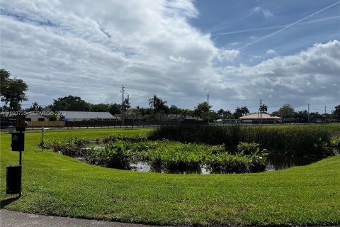 Adosado en alquiler en Davie, Florida, 2 dormitorios, 149.57 m2 № 2055486 - foto 28