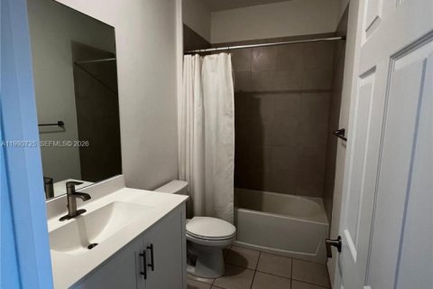Adosado en alquiler en Davie, Florida, 2 dormitorios, 149.57 m2 № 2055486 - foto 16