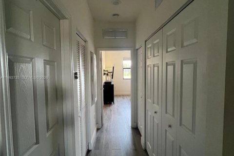 Adosado en alquiler en Davie, Florida, 2 dormitorios, 149.57 m2 № 2055486 - foto 13