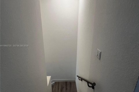 Adosado en alquiler en Davie, Florida, 2 dormitorios, 149.57 m2 № 2055486 - foto 11