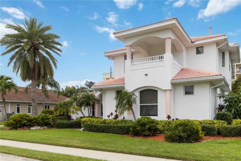 Villa ou maison à vendre à Cape Canaveral, Floride: 3 chambres, 250.93 m2 № 1775673 - photo 3