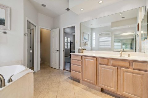 Villa ou maison à vendre à Cape Canaveral, Floride: 3 chambres, 250.93 m2 № 1775673 - photo 28