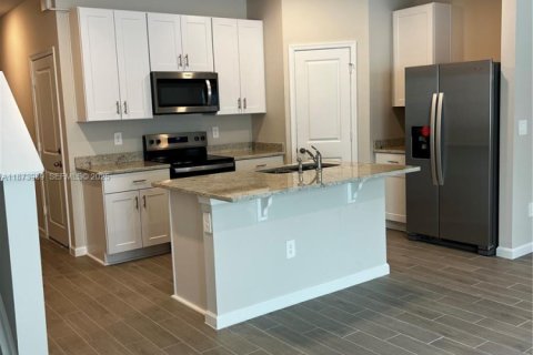 Снять в аренду таунхаус в Сент-Луси, Флорида 3 спальни, 138.05м2, № 1944959 - фото 11