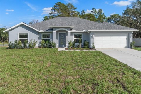 House in Homosassa, Florida 4 bedrooms, 196.95 sq.m. № 1904588 - photo 2