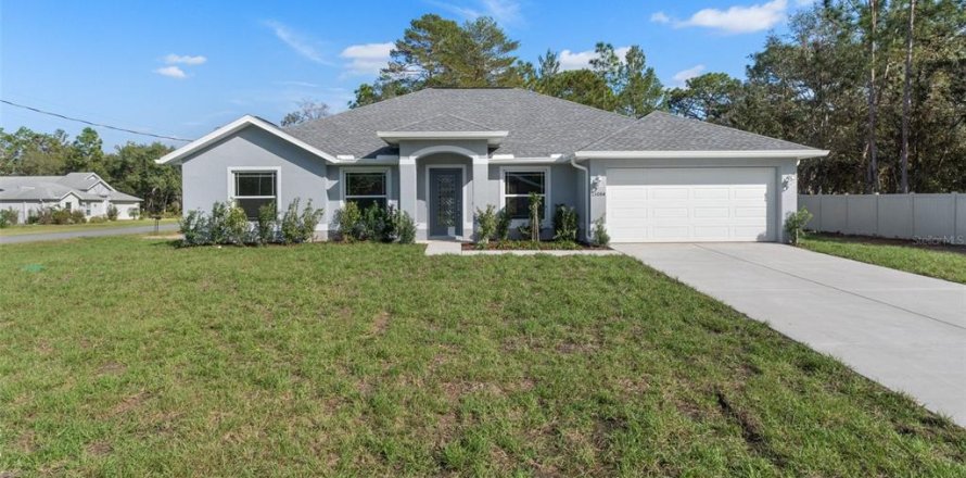 House in Homosassa, Florida 4 bedrooms, 196.95 sq.m. № 1904588