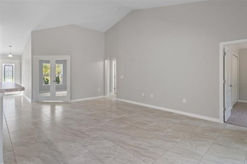 House in Homosassa, Florida 4 bedrooms, 196.95 sq.m. № 1904588 - photo 9