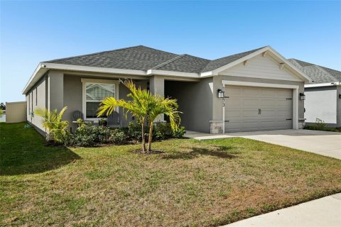 House in Riverview, Florida 4 bedrooms, 167.69 sq.m. № 2094555