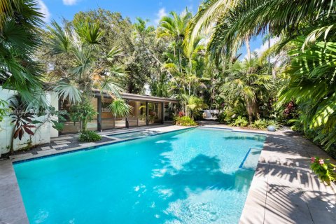 Casa en venta en Biscayne Park, Florida, 3 dormitorios, 172.8 m2 № 1955975 - foto 21