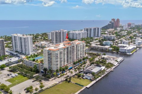 Propiedad comercial en venta en Fort Lauderdale, Florida № 2338100 - foto 30
