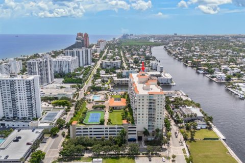 Propiedad comercial en venta en Fort Lauderdale, Florida № 2338100 - foto 28