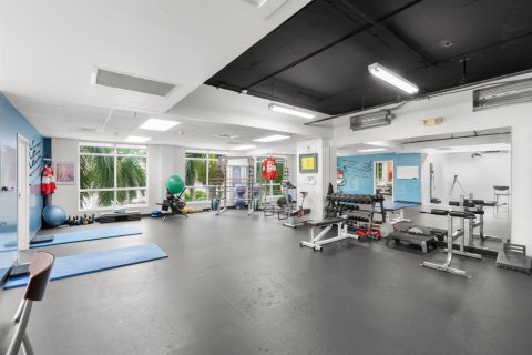 Propiedad comercial en venta en Fort Lauderdale, Florida № 2338100 - foto 6