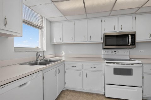 Copropriété à vendre à Pompano Beach, Floride: 2 chambres, 133.78 m2 № 2357495 - photo 26