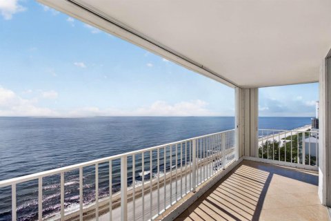 Copropriété à vendre à Pompano Beach, Floride: 2 chambres, 133.78 m2 № 2357495 - photo 17