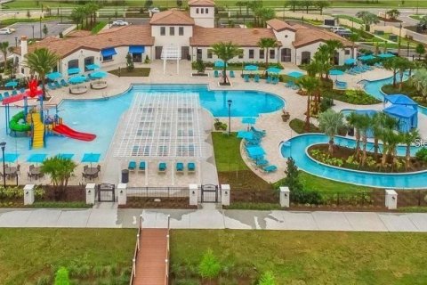 House in Kissimmee, Florida 6 bedrooms, 291.9 sq.m. № 1916907 - photo 28