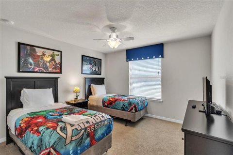 House in Kissimmee, Florida 6 bedrooms, 291.9 sq.m. № 1916907 - photo 13