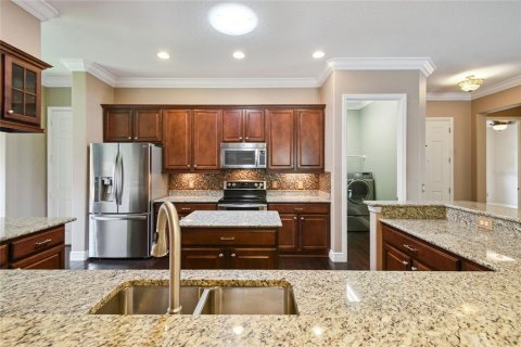 House in Poinciana, Florida 3 bedrooms, 222.41 sq.m. № 1842084 - photo 21