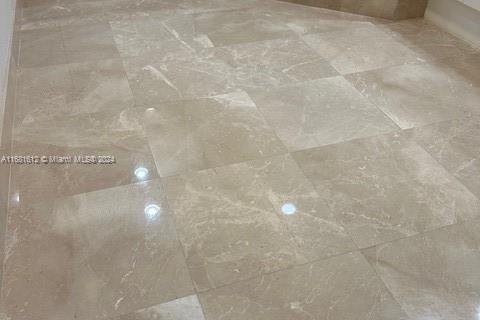 Condo in North Miami, Florida, 2 bedrooms  № 1957591 - photo 27